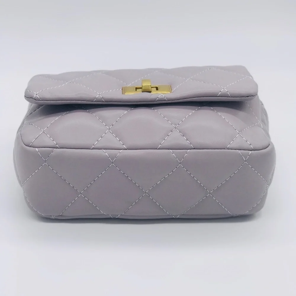 Small Quilted Pearl Flap Bag - Picture 4 of 5